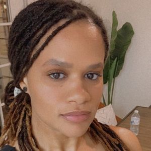 Meet your Posher, Latasha